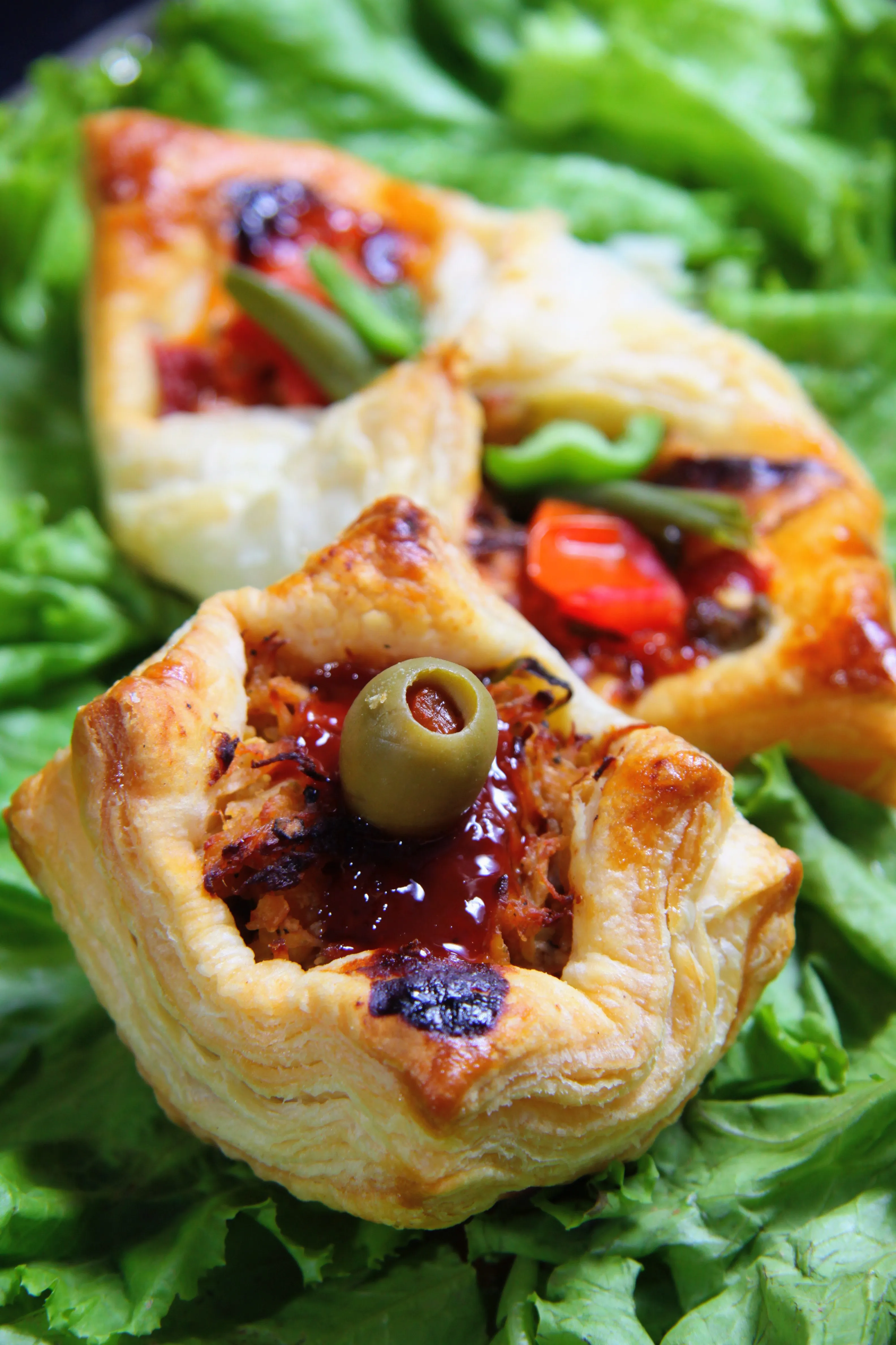 Hot & Sour Boat Puff